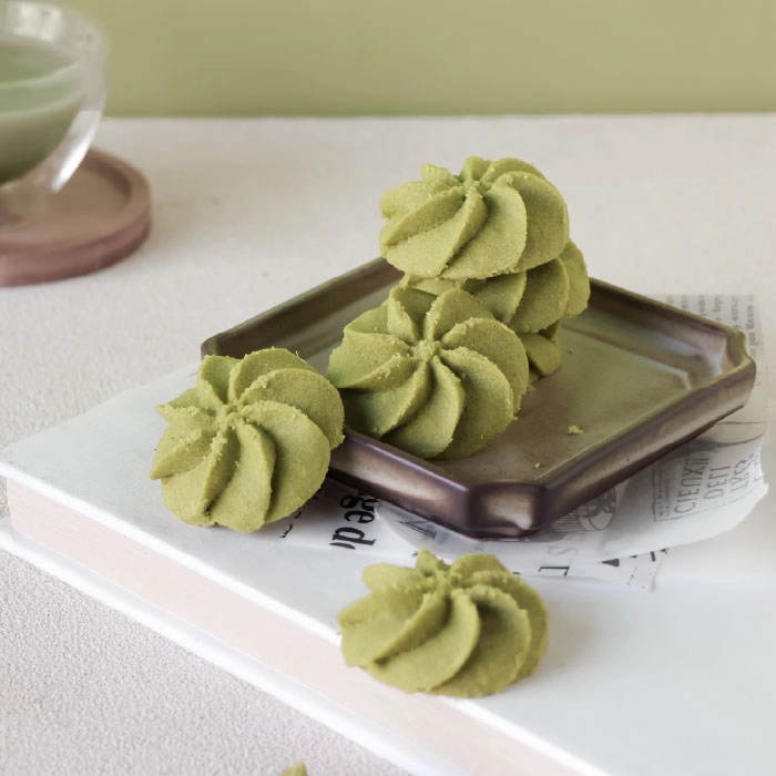 鐵盒抹茶綜合曲奇餅乾